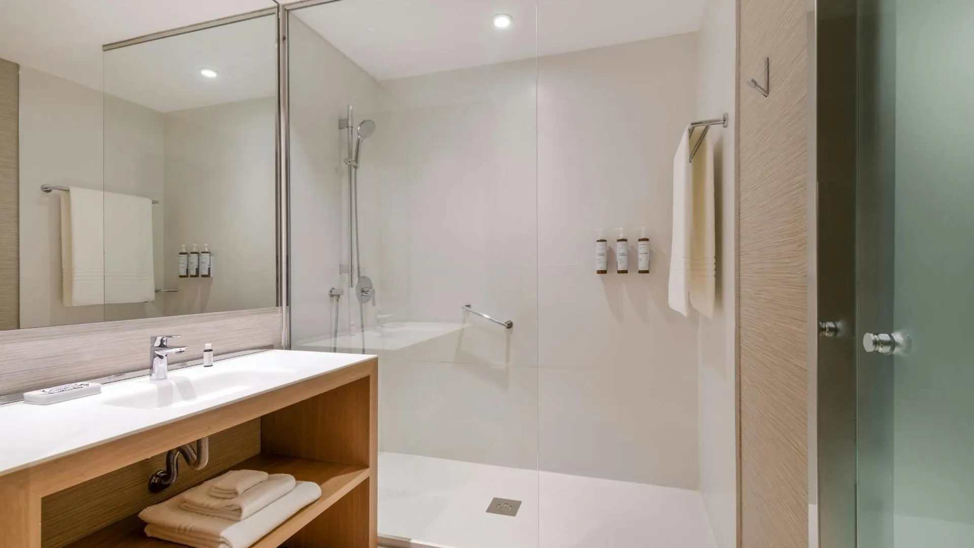 Ac Hotel Diagonal L'Illa By Marriott Barcelona 4*,  Spanien