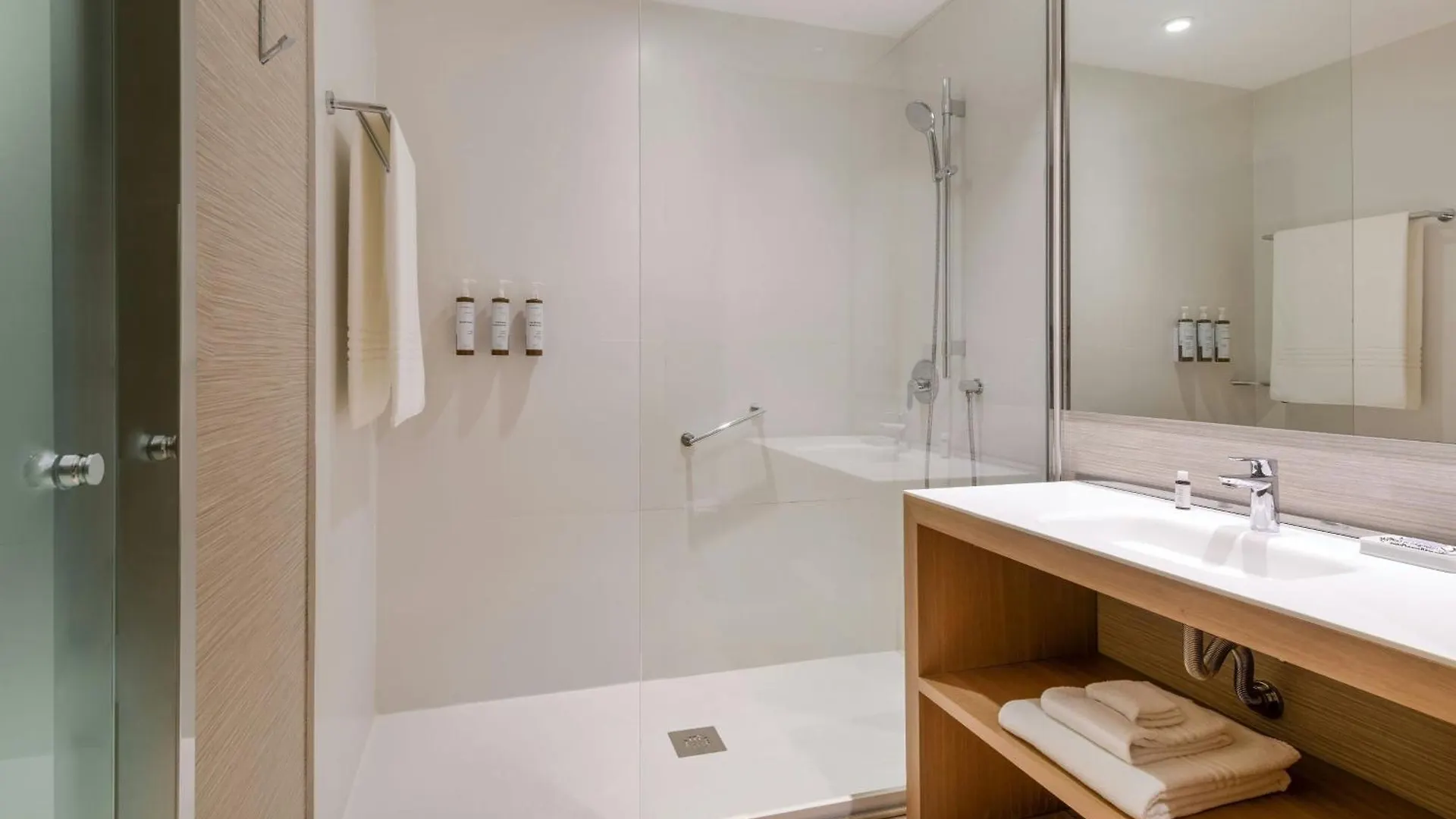 Ac Hotel Diagonal L'Illa By Marriott Barcelona 4*,  Spanien