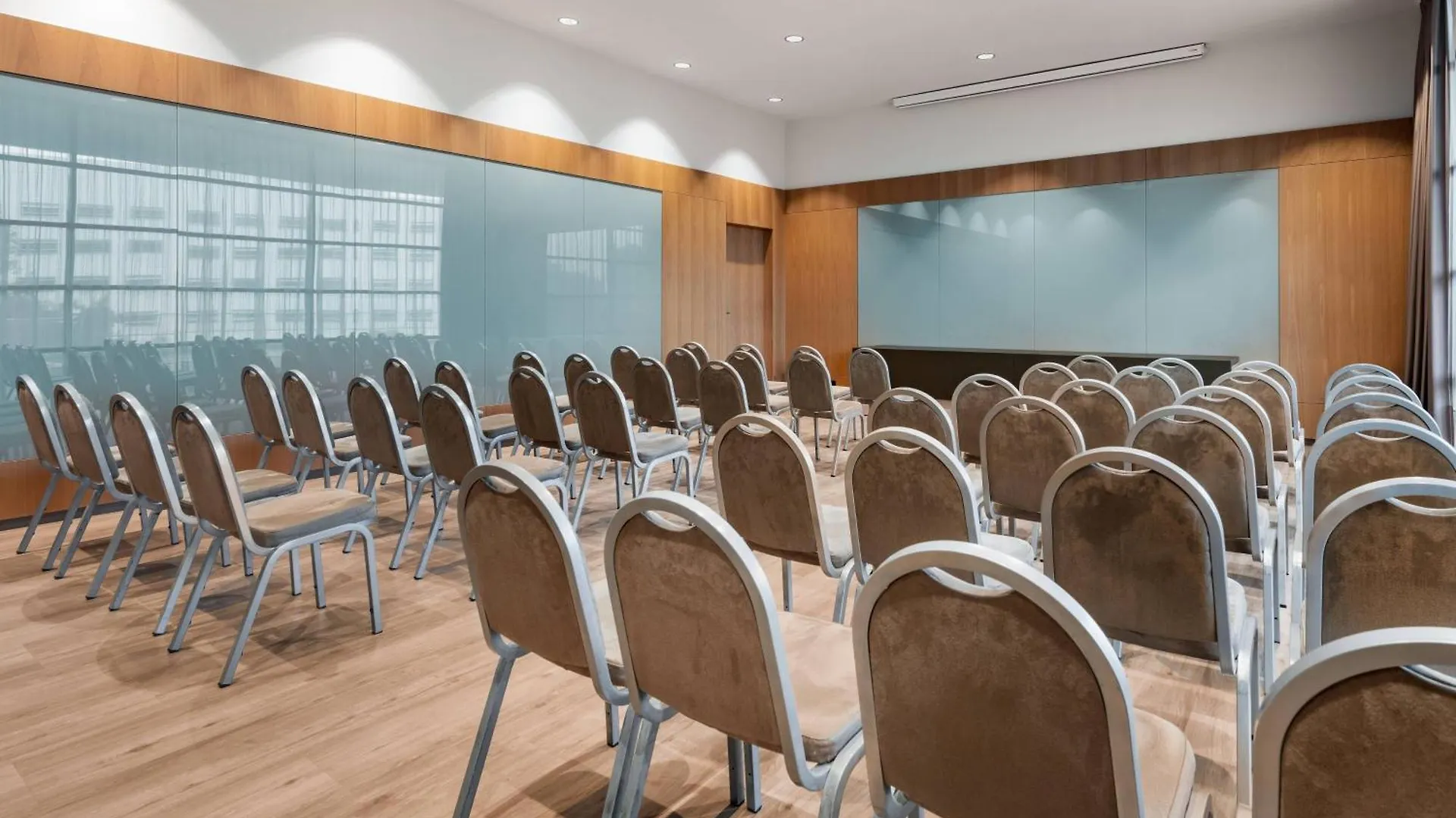 Ac Hotel Diagonal L'Illa By Marriott Barcelona 4*,