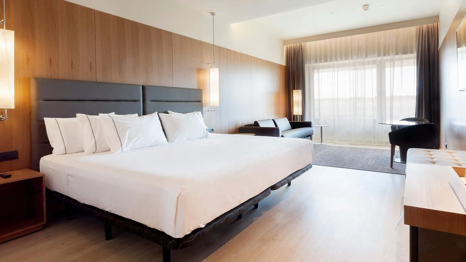 Ac Hotel Diagonal L'Illa By Marriott Barcelona 4*,